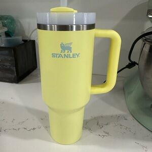 40 oz Stanley